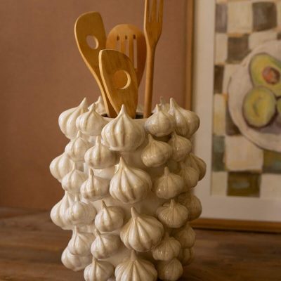First of a Kind Ceramic Garlic Vase - Glazed Decorative Ceramic Flower Vase with Garlic-Inspired Design for Fresh Flowers - Kitchen Utensils & Counter top Home Decor, White
